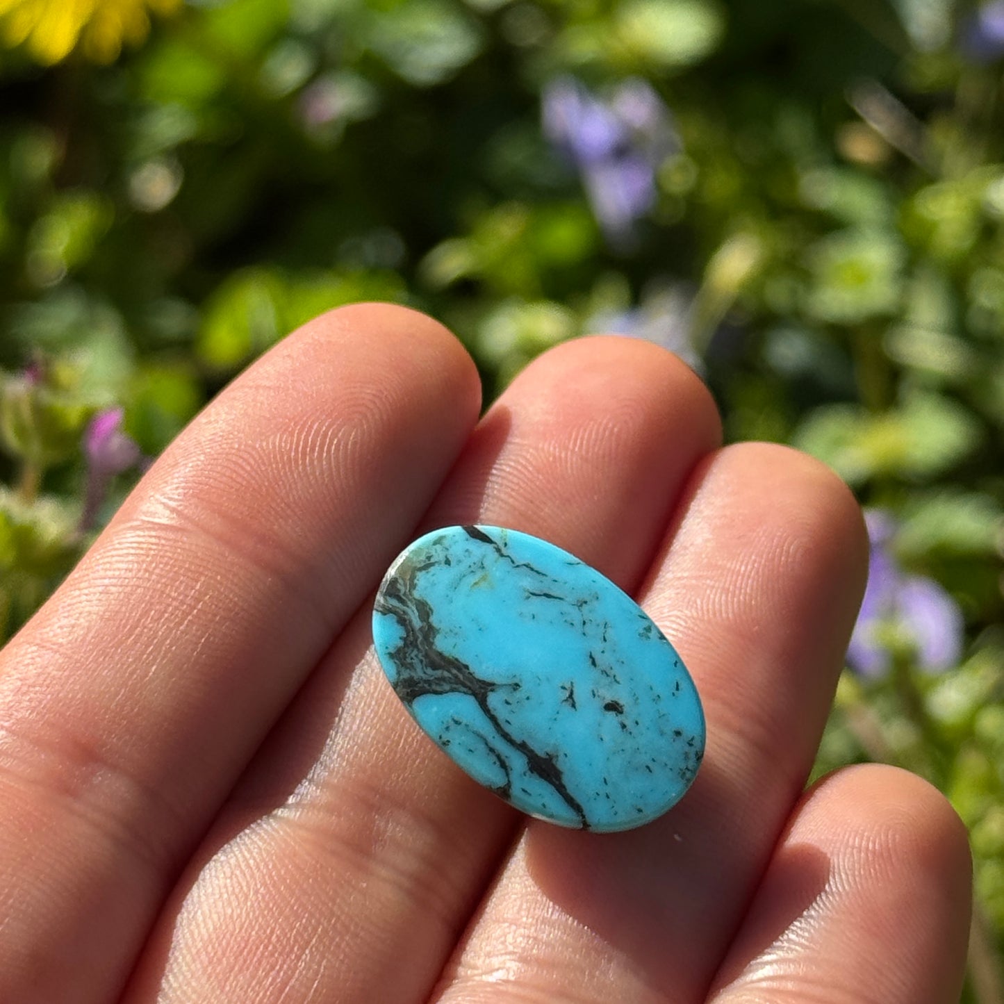 Kingman Turquoise Stone with Black Matrix - 3.17g Oval Cabochon