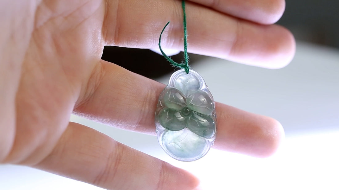 Translucency in Jadeite Jade | The Value of Icy Jades and the Meaning of Ice and Water Jades